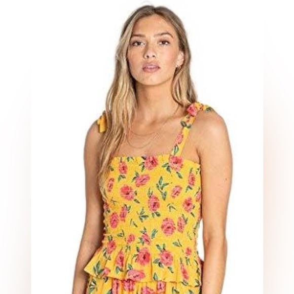 Billabong Tops - Billabong Women’s To the Point Floral Tank Top, in Gold, Size Small